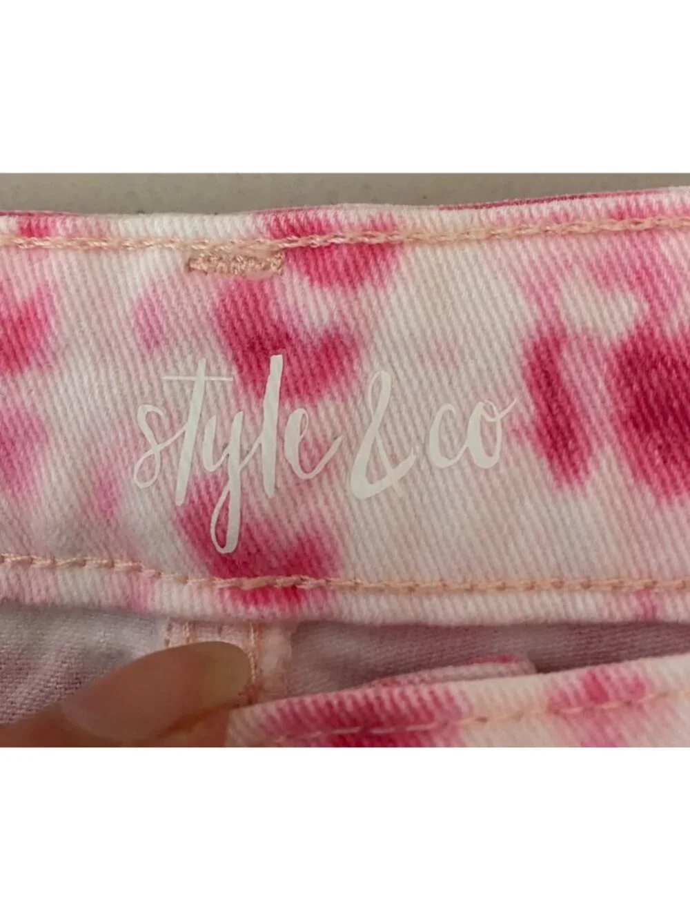 Style & Co Tie-Dye Bermuda Shorts Pink & White Cotton Blend Frayed Hem Size 10 - Picture 3 of 10